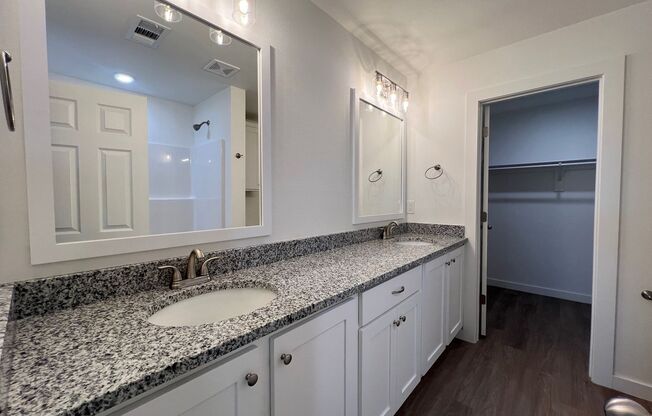 3 beds, 2 baths, 1,300 sqft, $1,550, Unit 617 69th Ave