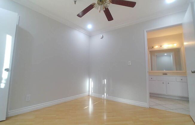 2 beds, 2 baths, 955 sqft, $2,595, Unit 510