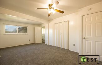 2 beds, 1 bath, $1,100, Unit 2 (Upper)