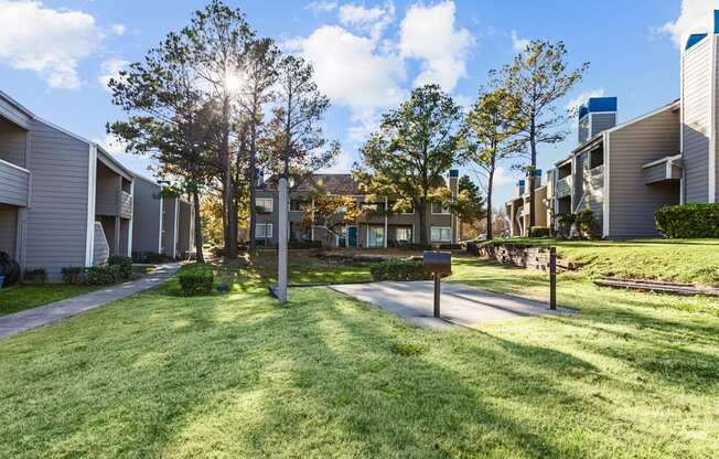 the preserve at ballantyne commons yard and apartment buildings