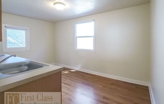 2708 NE SANDY BLVD, UNIT 10