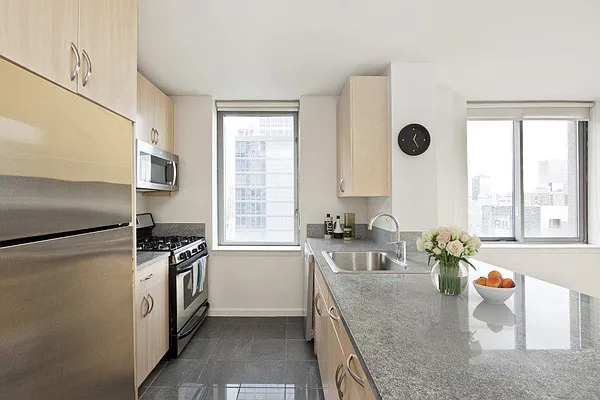 Studio, 1 bath, $6,080, Unit 46G