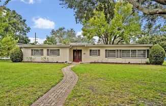 Spacious 3 bed / 2 bath in Winter Park