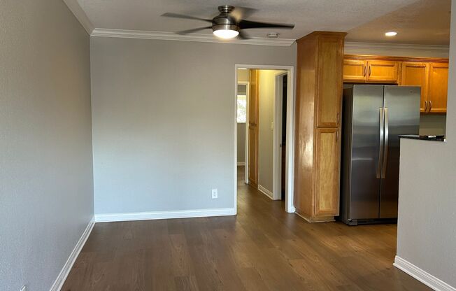 2 beds, 1 bath, 880 sqft, $2,730, Unit Q-47