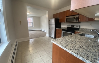 128 Hemenway St