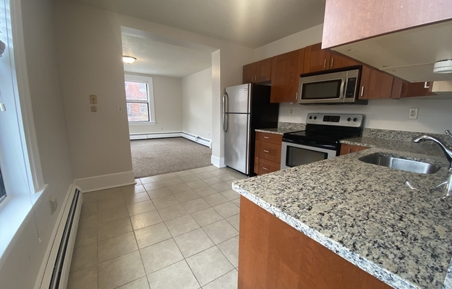 128 Hemenway St