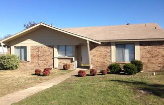 2505 Crown Circle