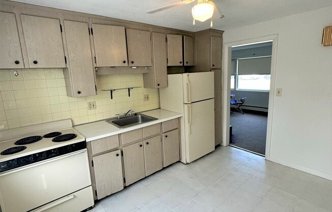 781 E SQUANTUM