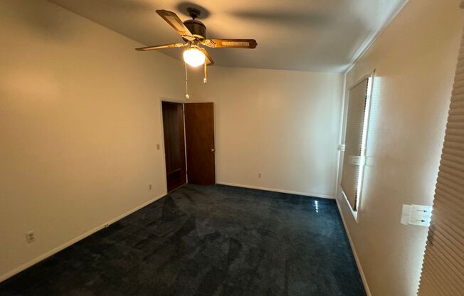 3 beds, 1 bath, $1,650