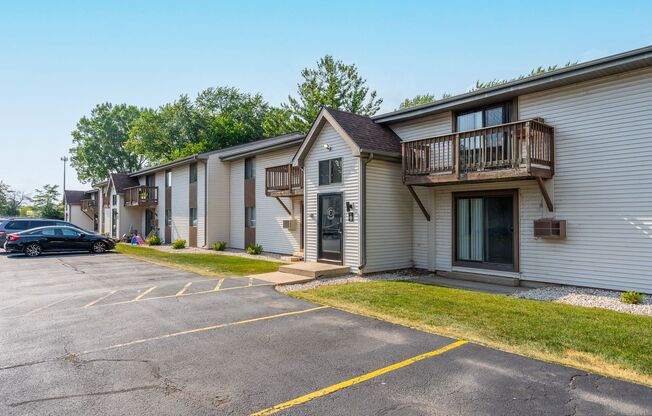 2 beds, 1 bath, 600 sqft, $1,099, Unit 855 - 06
