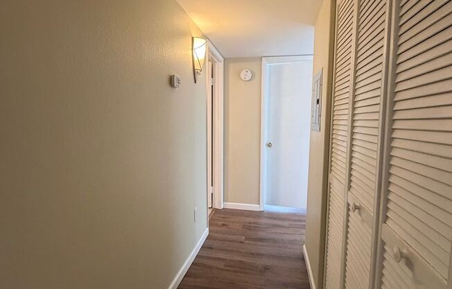Charming 2 bedroom 2 bathroom condo