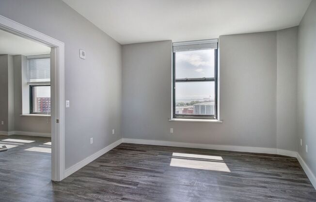 2 beds, 2 baths, 948 sqft, $2,750, Unit 406