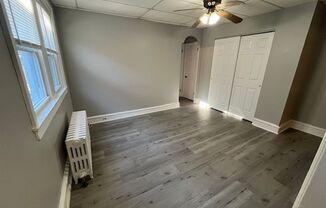 1 bed, 1 bath, $1,295, Unit 3B