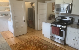 2 beds, 1 bath, 1,100 sqft, $3,250, Unit 1