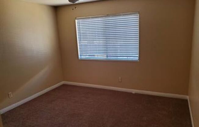 2 beds, 2 baths, $1,300, Unit #2012