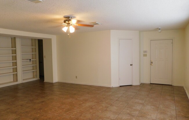 3 beds, 2 baths, $1,750