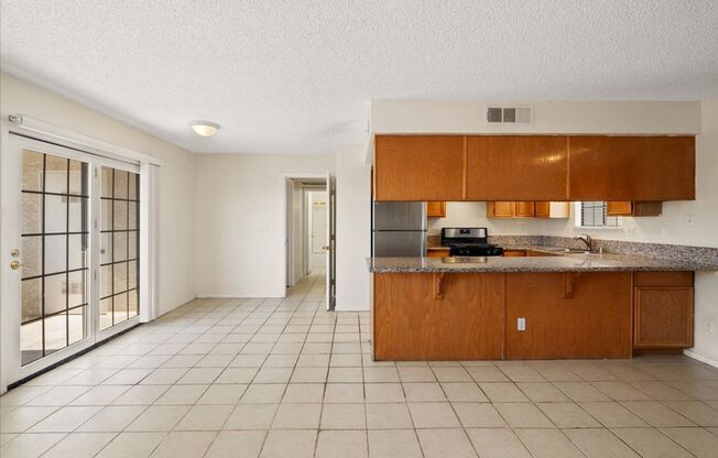 2 beds, 2 baths, $1,500, Unit Unit 210