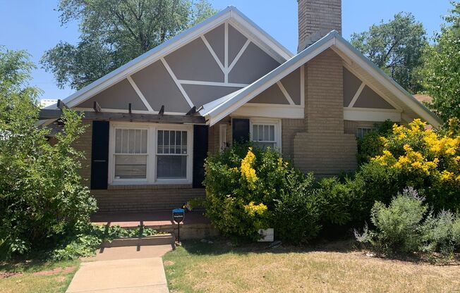 Pre-Leasing - 2 bed 1 bath