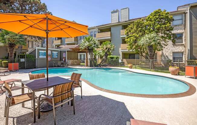 Poolside Dining Area at Turtle Creek Vista, San Antonio