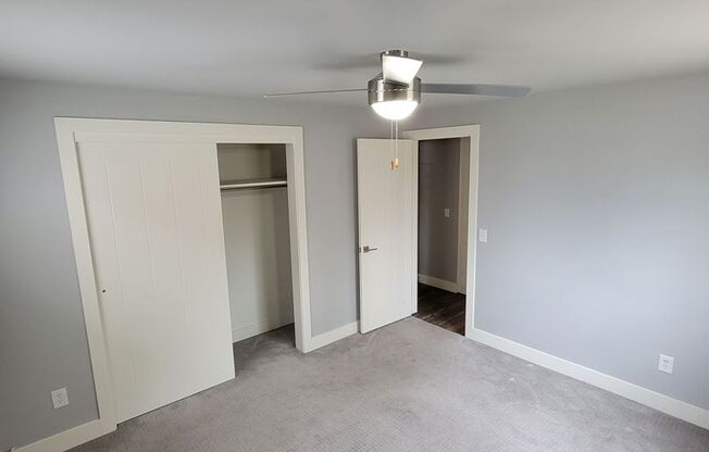 2 beds, 1 bath, 1,275 sqft, $1,425, Unit 08