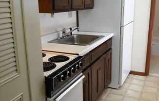 Studio, 1 bath, 407 sqft, $1,075, Unit 107