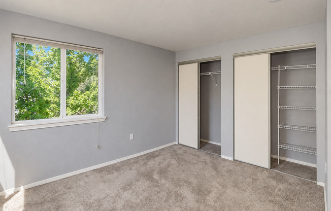 2 beds, 2 baths, $1,495, Unit 32