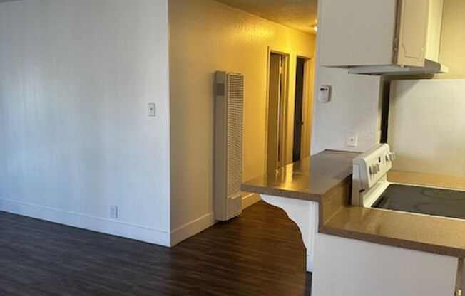 2 beds, 1 bath, 825 sqft, $2,200, Unit 312