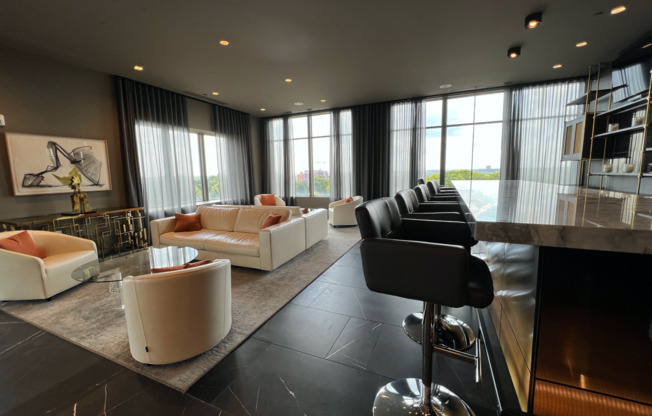 1 bed, 1 bath, 686 sqft, $1,995, Unit 503W