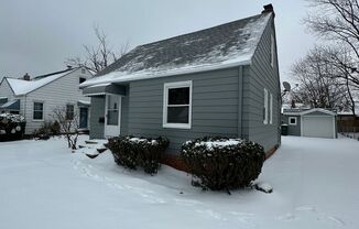 3 beds, 1 bath, $1,695