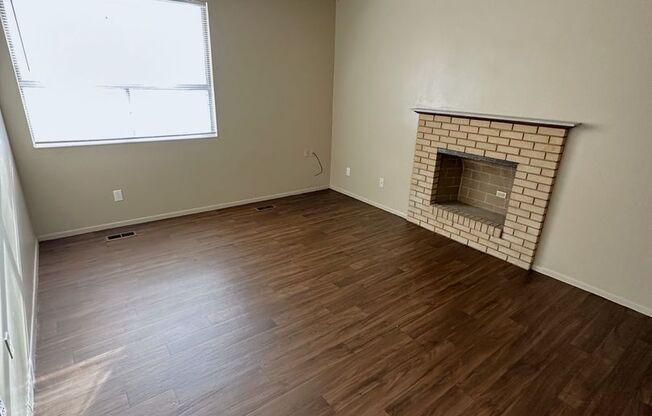 2 beds, 2 baths, 1,112 sqft, $1,265, Unit Unit 01
