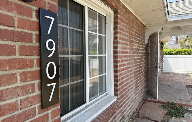 7907 WILBUR AVE