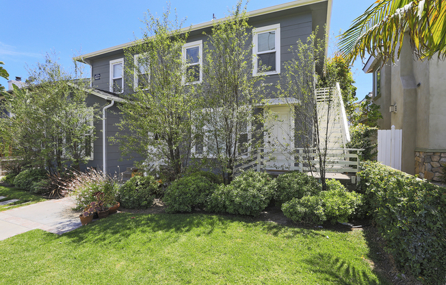 Carr/Irani/Carr - 131 Flower Street