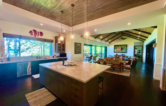 4 beds, 3.5 baths, $15,500