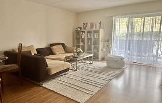 50 56 BROADLAWN PARK