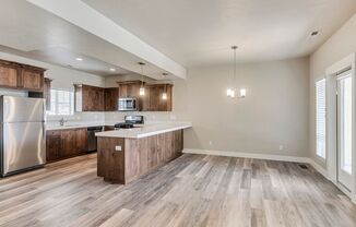 3 beds, 2.5 baths, $2,200