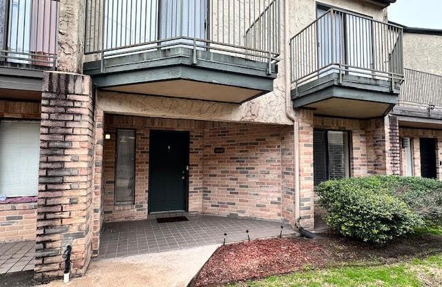 3808 LANDMARK DR