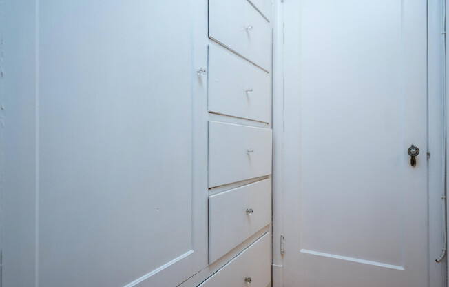 1 bed, 1 bath, 700 sqft, $1,629, Unit 202