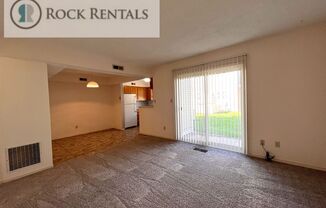 2 beds, 1.5 baths, $859, Unit Apt 3