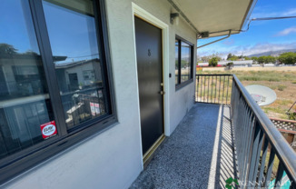 1 bed, 1 bath, $2,195, Unit 828 El Camino #8 - MARKETING ONLY