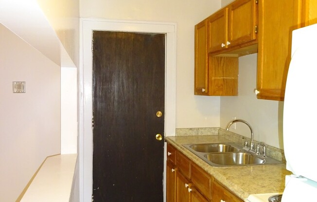 11 - 1706 Stevens