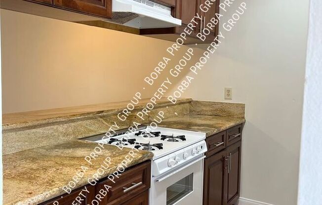 2022 E 7 ST