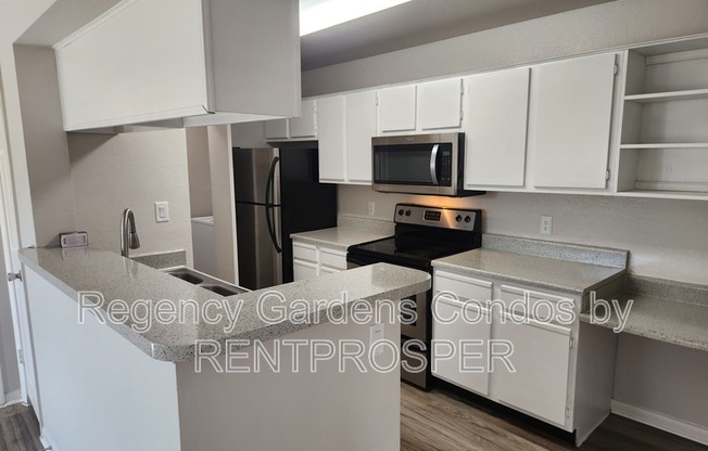 5540 Devonbriar Way H-208