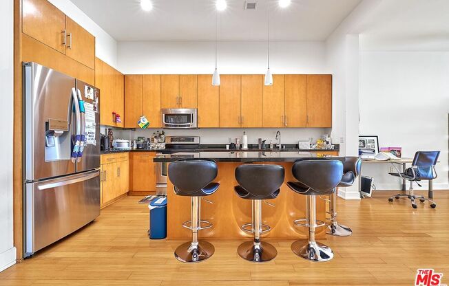 2 beds, 2 baths, 1,690 sqft, $3,800, Unit 405