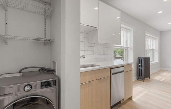 1 bed, 1 bath, 372 sqft, $1,695, Unit 1631-2E