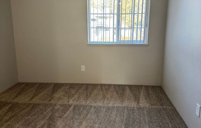 2 beds, 2 baths, 1,070 sqft, $1,625, Unit 12-204