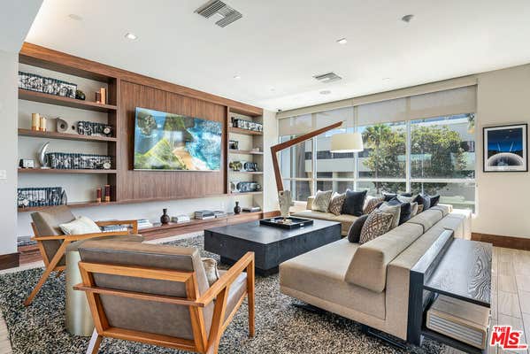 10601 WASHINGTON