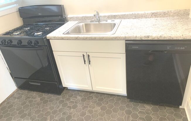 1 bed, 1 bath, $1,175, Unit 1