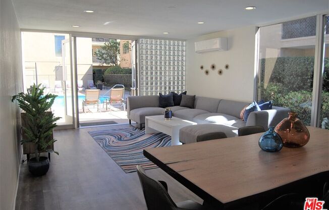 10200 De Soto Avenue