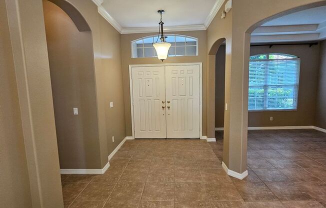 Elegant 5-Bed, 3.5-Bath Pool Home in Lake Mary’s Exclusive Magnolia Plantation – Guard Gated Luxury!