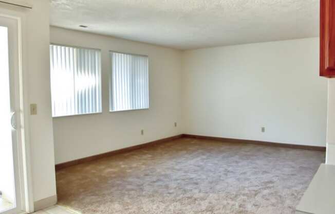 La Verde Apartments Living Room